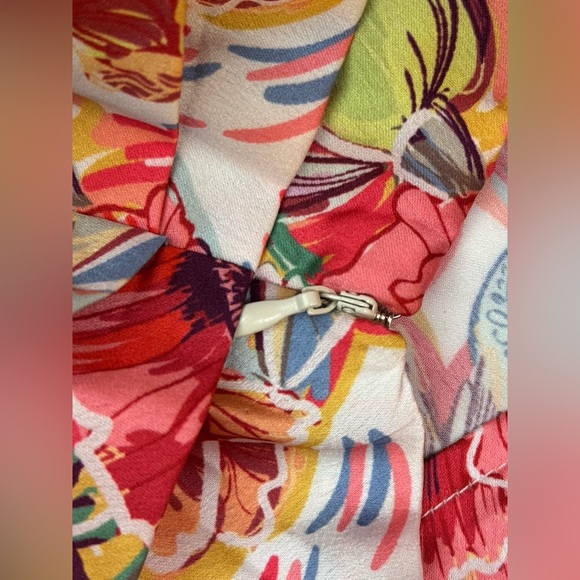 Shein floral -SKIRT ONLY - Picture 2 of 4